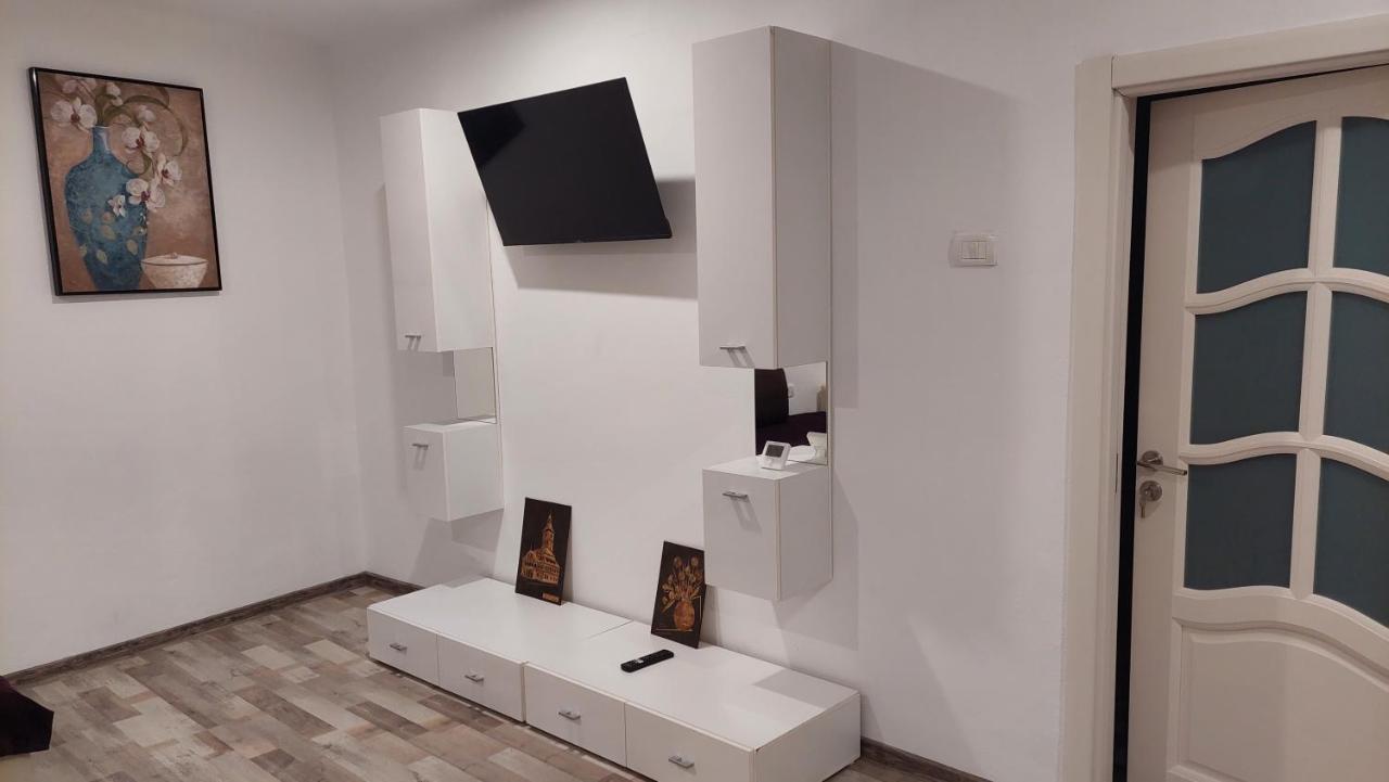 Apartmán Apartament Diaconu Coresi Brašov Exteriér fotografie